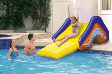 מגלשה מתנפחת BESTWAY לשפת הבריכה, דגם 52453 מגלשה מתנפחת BESTWAY לשפת הבריכה, דגם 52453