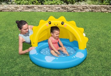 בריכה מתנפחת BESTWAY בעיצוב קייצי ומרענן, הכוללת גגון חלקי ותחתית בריכה מתנפחת, דגם 52637 בריכה מתנפחת BESTWAY בעיצוב קייצי ומרענן, הכוללת גגון חלקי ותחתית בריכה מתנפחת, דגם 52637