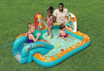 בריכת פעילות BESTWAY, בעיצוב דיסקו (רטרו גרוב), הכוללת מגלשה, מתז מים, בריכת שכשוך ומשחקי כדור, דגם 53164 בריכת פעילות BESTWAY, בעיצוב דיסקו (רטרו גרוב), הכוללת מגלשה, מתז מים, בריכת שכשוך ומשחקי כדור, דגם 53164